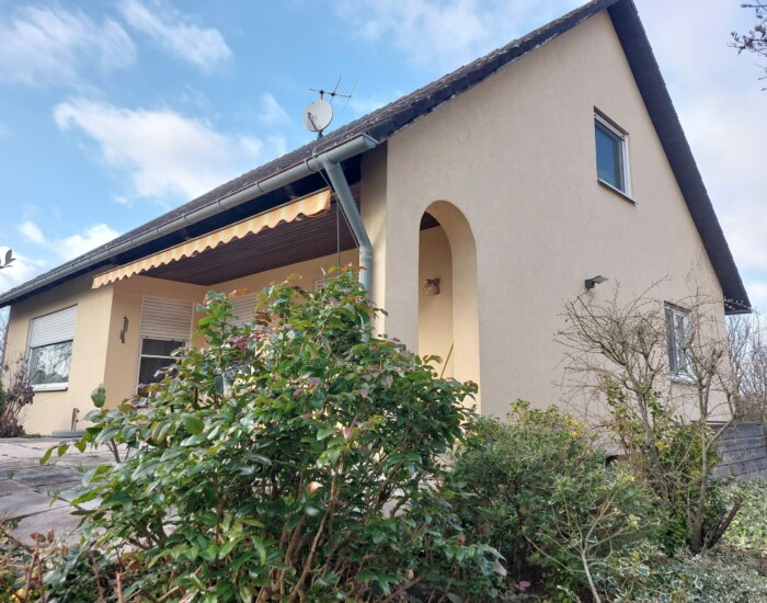 Häuser Buttendorf